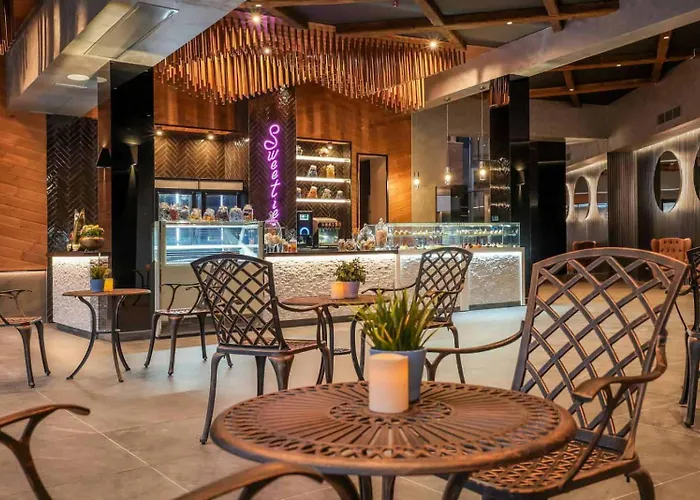 Grand Therme ホテル サパレヴァ・バニャ